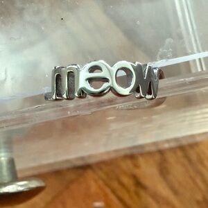 Silver 'Meow' Ring